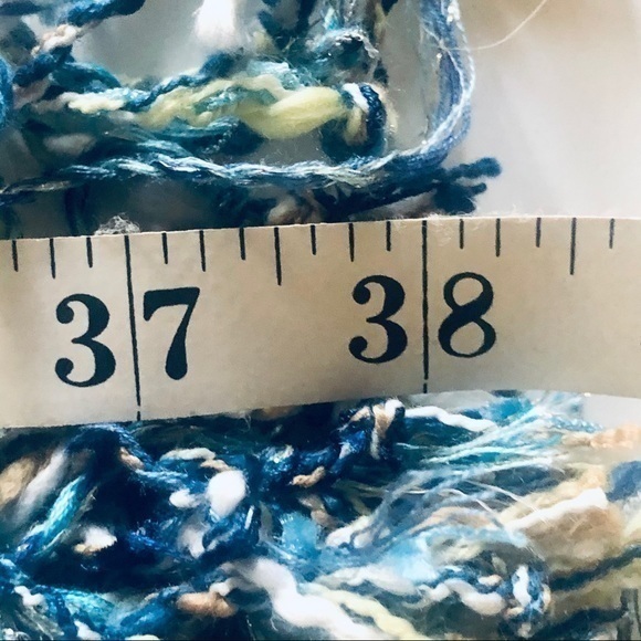 Pretty Woven Scarf by Collection 18 - Picture 8 of 8